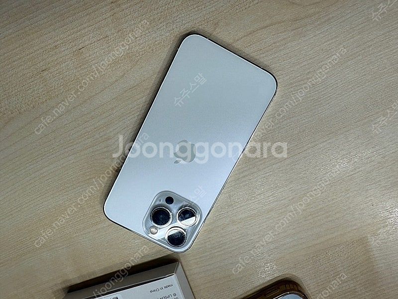 아이폰13프로 128gb 실버(화이트) 판매합니다.--3
