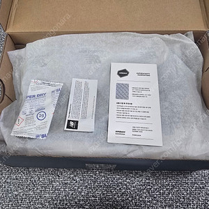 뉴발란스 530 블랙 260 사이즈 판매합니다