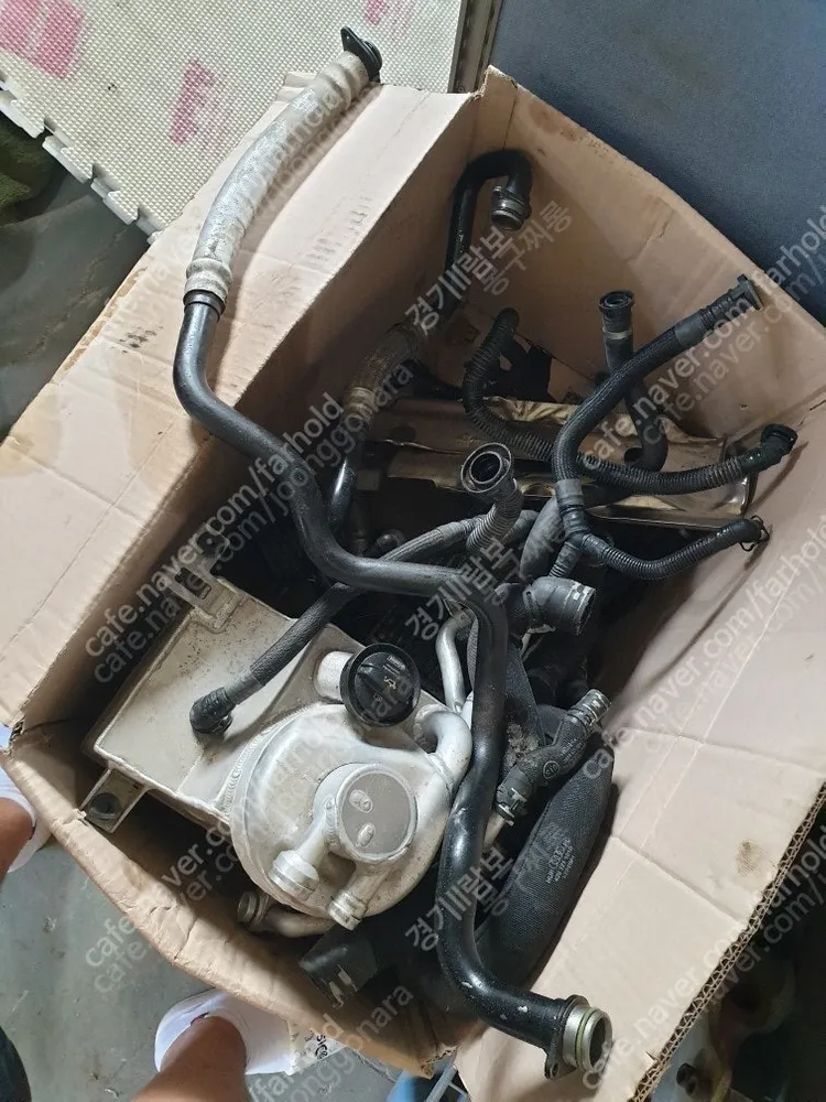 아우디 R8 아우디 RS7부품판매합니다 이미지
