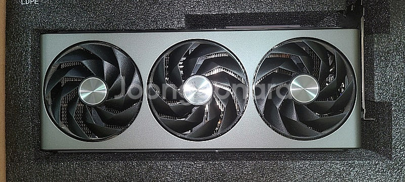 7900XTX 니트로 팝니다--3