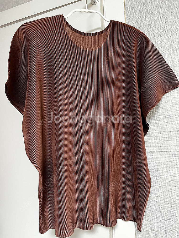 플리츠플리즈 미스트 브라운 라운드--1