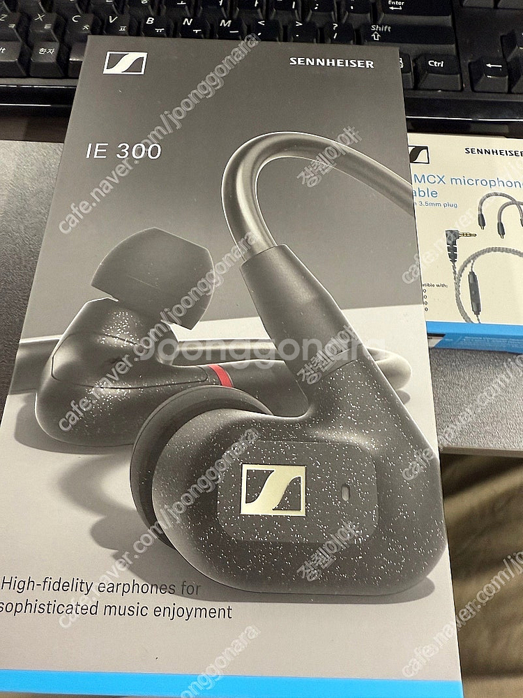 [신품] 젠하이저 IE 300 이어폰+MMCX 케이블--1