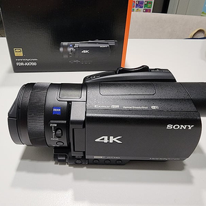 쏘니 캠코더 FDR AX-700 판매