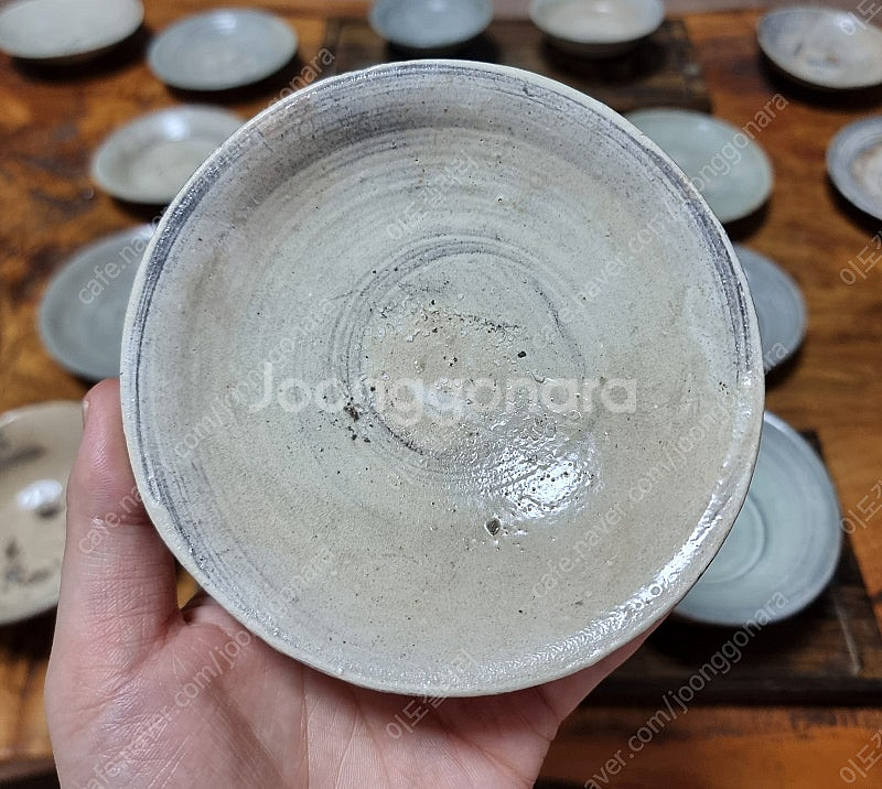 고미술품 조선시대 초기 계룡산 학봉리 분청사기 귀얄찻잔--1