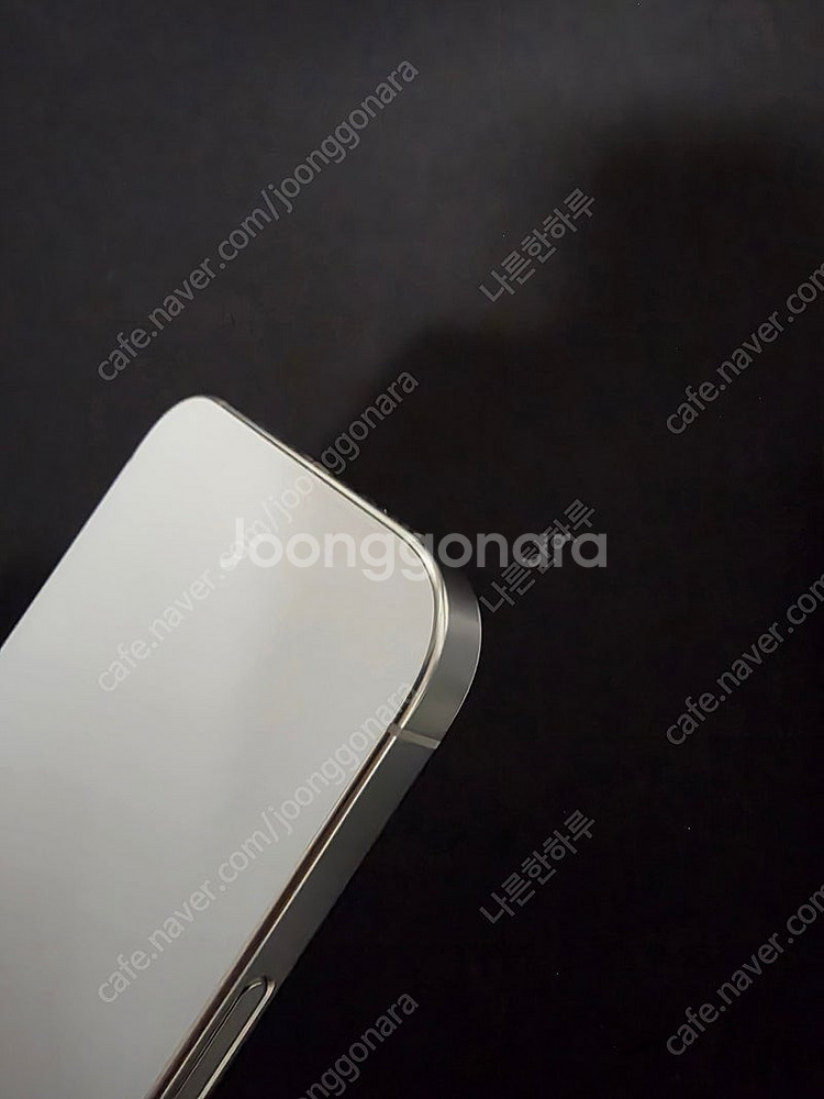 아이폰16 프로 맥스 512GB 자급제 화이트 팝니다.--1