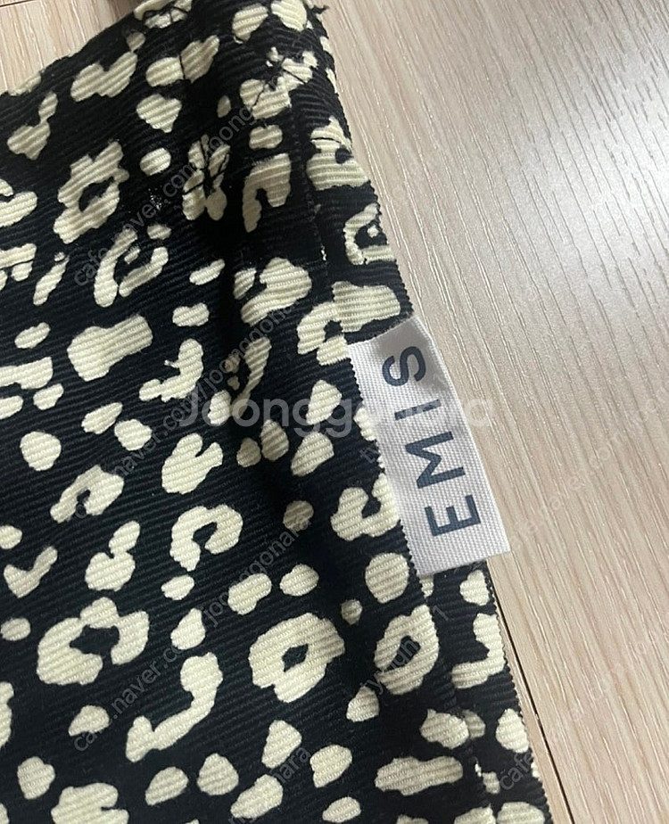 상태최상 Emis 이미스 블랙 에코백 25,000원--1