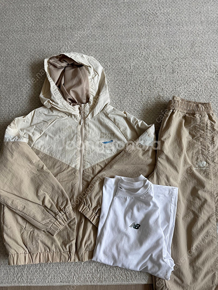 뉴발란스키즈 셋업 3pcs 140사이즈--1