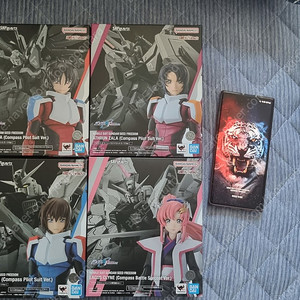 shf 건담시드 프리덤(키라 야마토,라크스 클라인,아스란,신) 4종