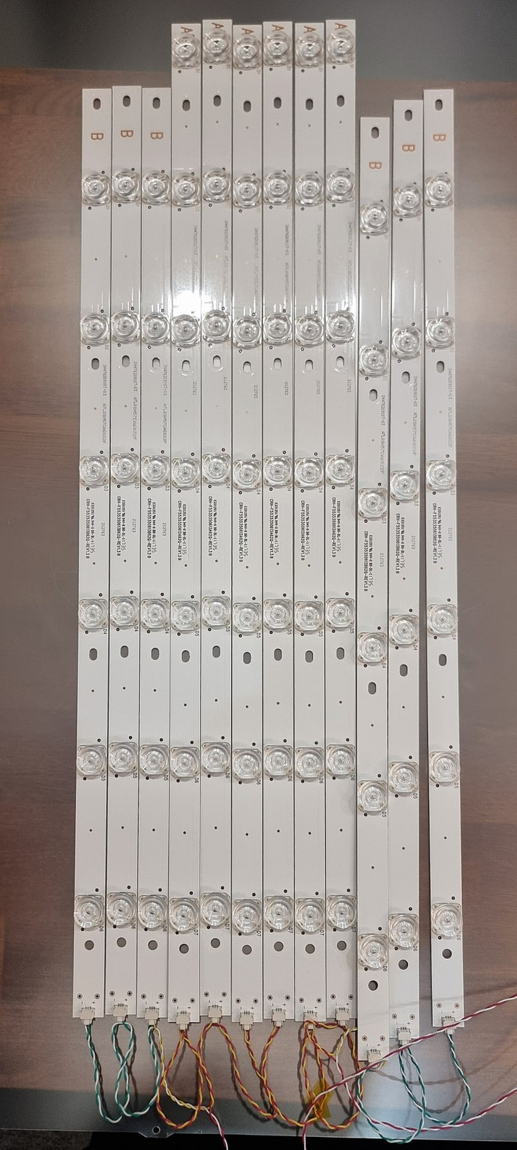 A55UH7000 TV 고장 부품용 ​ 메인보드 50,000 티콘보드 30,000 빽라이트 30,000 이미지