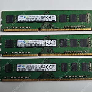 삼성 DDR3 8GB 램 3개