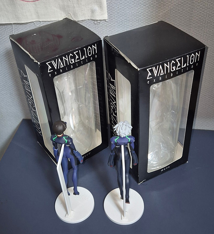 에반게리온 전시회 신지 카오루 피규어 한정판 아스카 이미지