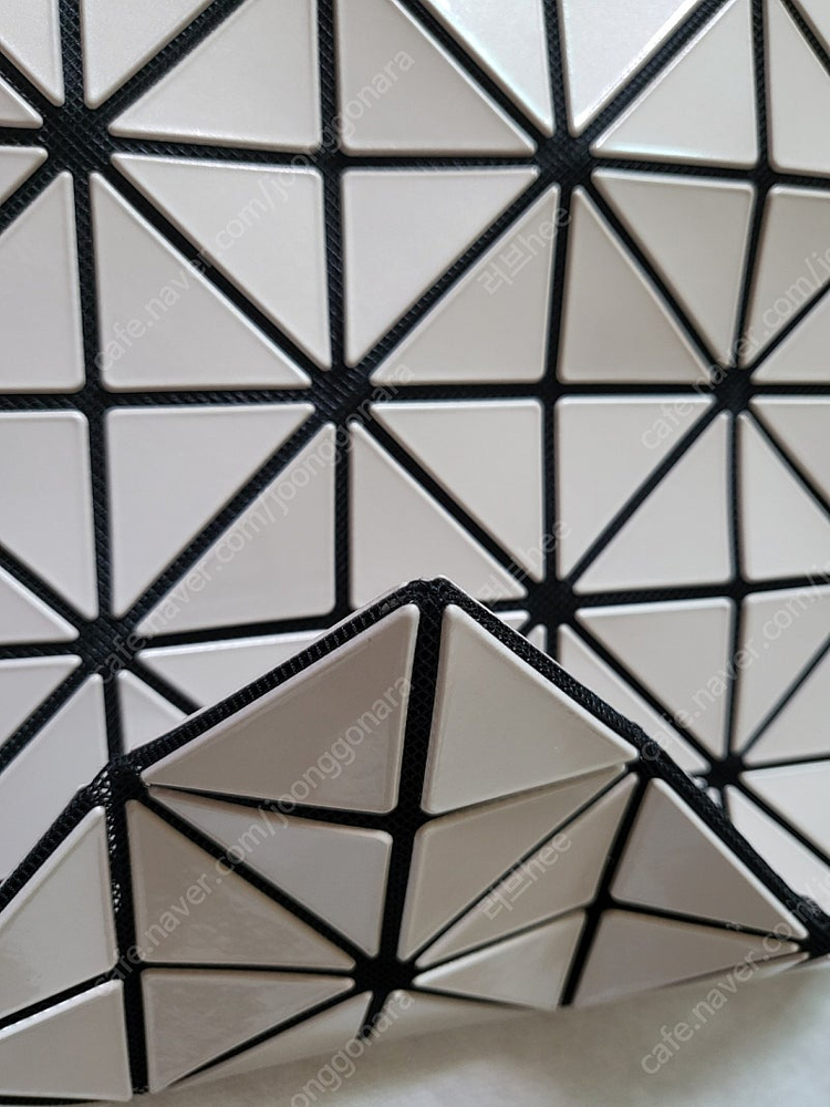 중고 바오바오 루센트 베이지 도트백--2