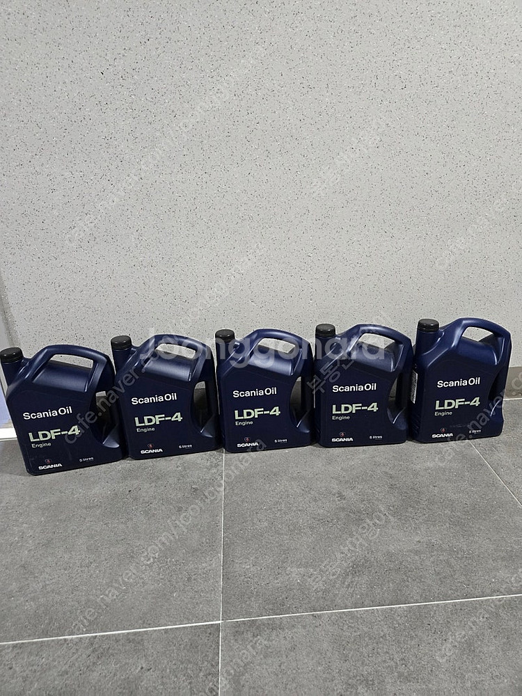 스카니아정품엔진오일LDF-4(보충유)5리터 5통팔아요~...--1