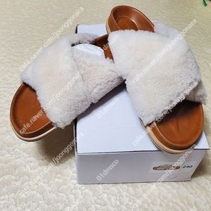 넘버프로젝트퍼 시어링크로스오버 슬라이드샌들 새상품