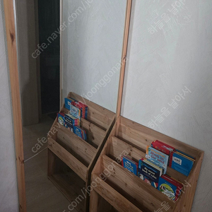 전신거울+전면책장