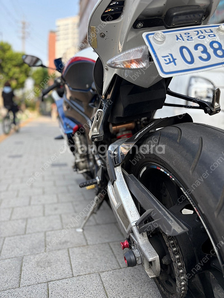 2013년식 S1000RR 판매합니다.--4