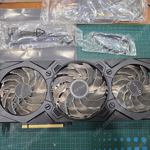 갤럭시 RTX 4070 SUPER 3팬