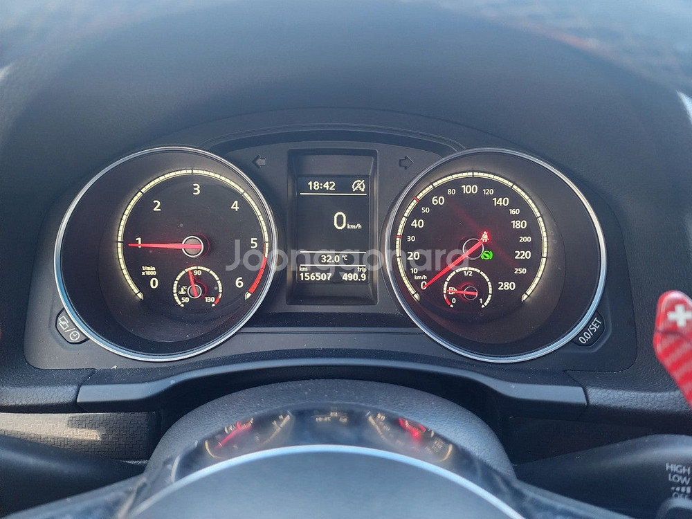 시로코 R라인 2.0TDi 15년식 판매 합니다--7