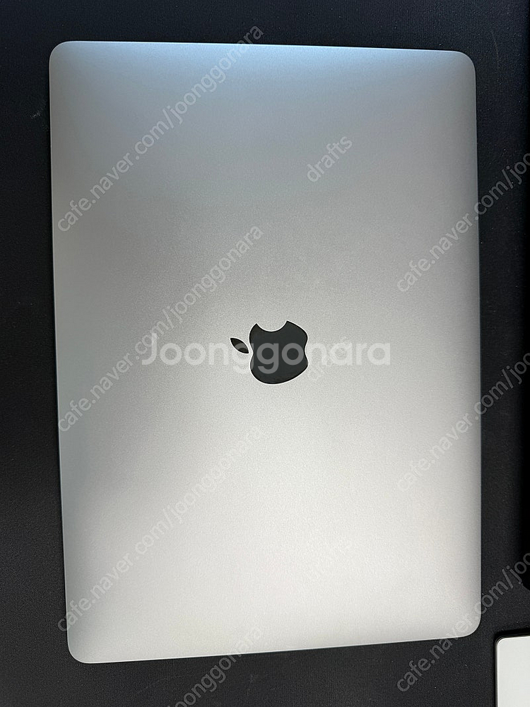 m1 맥북 에어 실버 / 램 16g / ssd 256g--2