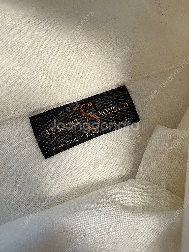 수트서플라이 화이트 카고 반바지 팝니다--3