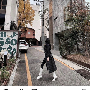 구즈 트위드라운드코트 새상품