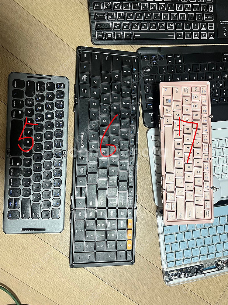 각종 휴대용, 접이식 키보드 팝니다--1