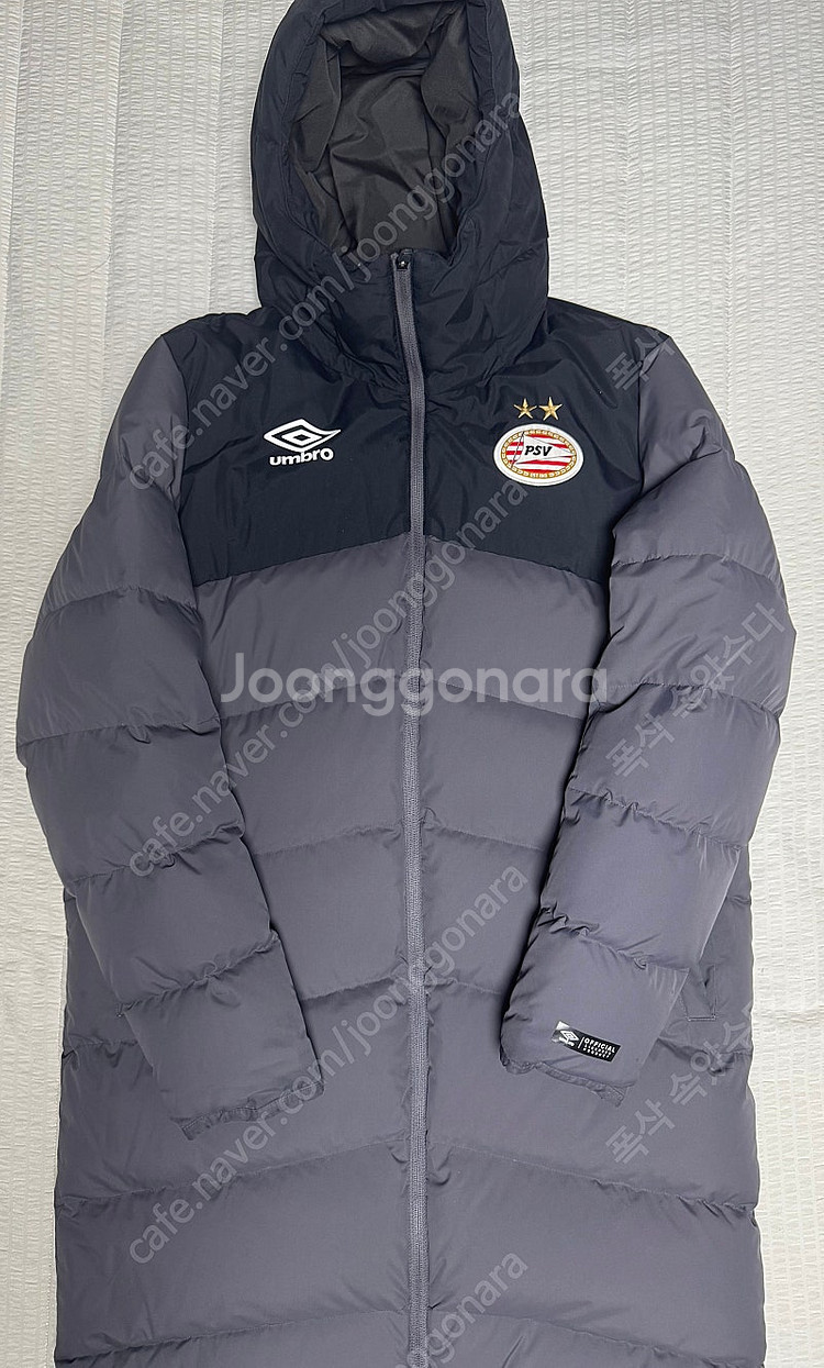 엄브로 PSV 아인트호벤 벤치코트(덕다운 롱패딩)--0