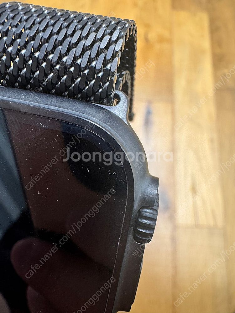 애플워치 울트라2 블랙 티타늄 밀레니즈 루프--1