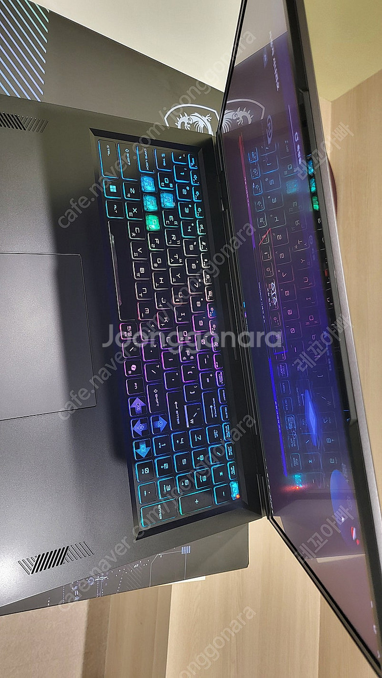 18인치 5080 겜트북/MSI 벡터 A18 HX A9...--4