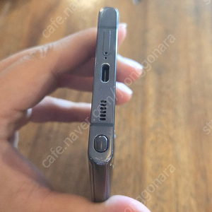 갤럭시 S22 울트라 256Gb 삼케플 이전 가능 공기계 팝니다.