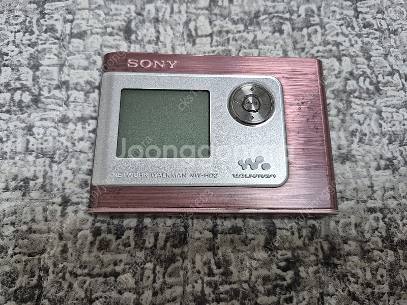 SONY MP3 NW-HD2 핑크색상 정크기기 판매합니...--0