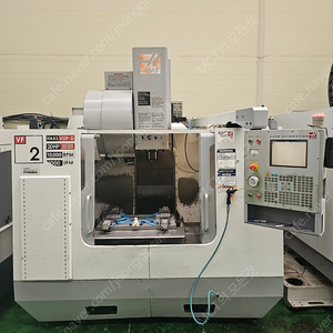 하스머시닝센터 4호기 VF-2 2005년식 입니다