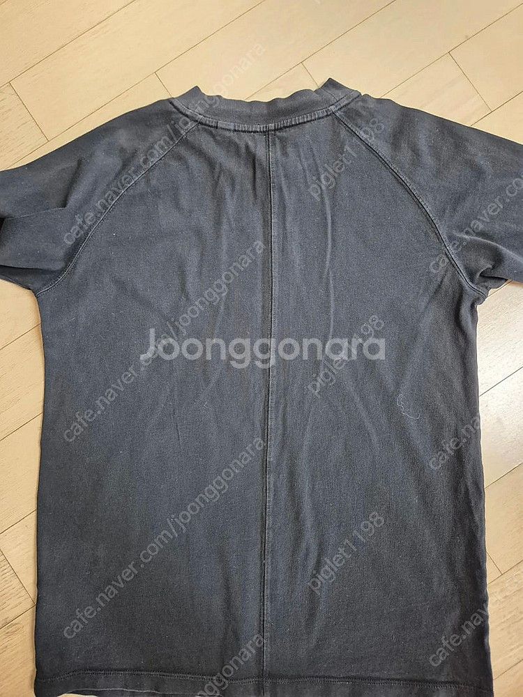 (가격인하)12y버버리키즈 긴팔티셔츠 판매해요--3