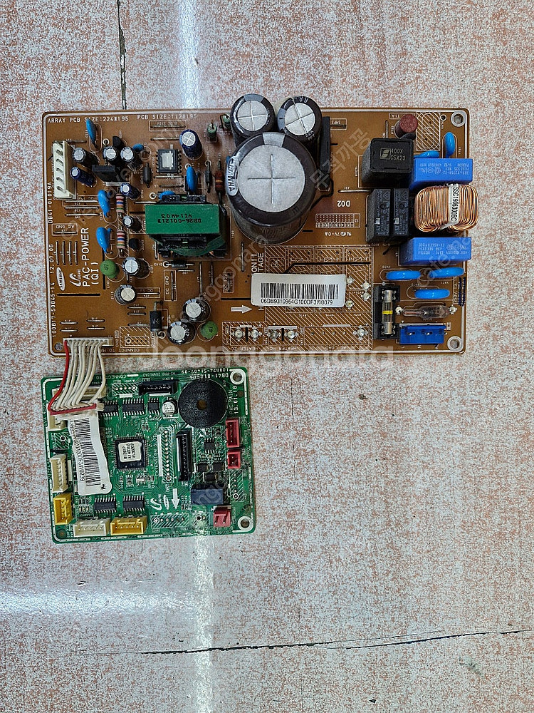 삼성인버터냉난방기 40평 (af40fshm2ee 모델) 실내기 pcb 팝니다..--0