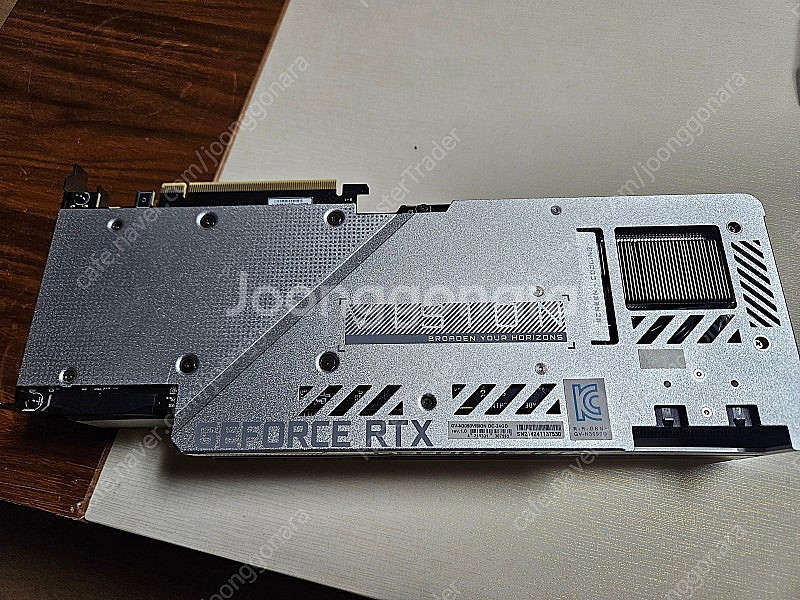 기가바이트 RTX 3090 Vision 비젼 판매합니다--1