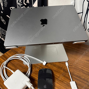 맥북 프로14 m1칩 14인치(서비스 매직마우스+usb-c 어뎁터)
