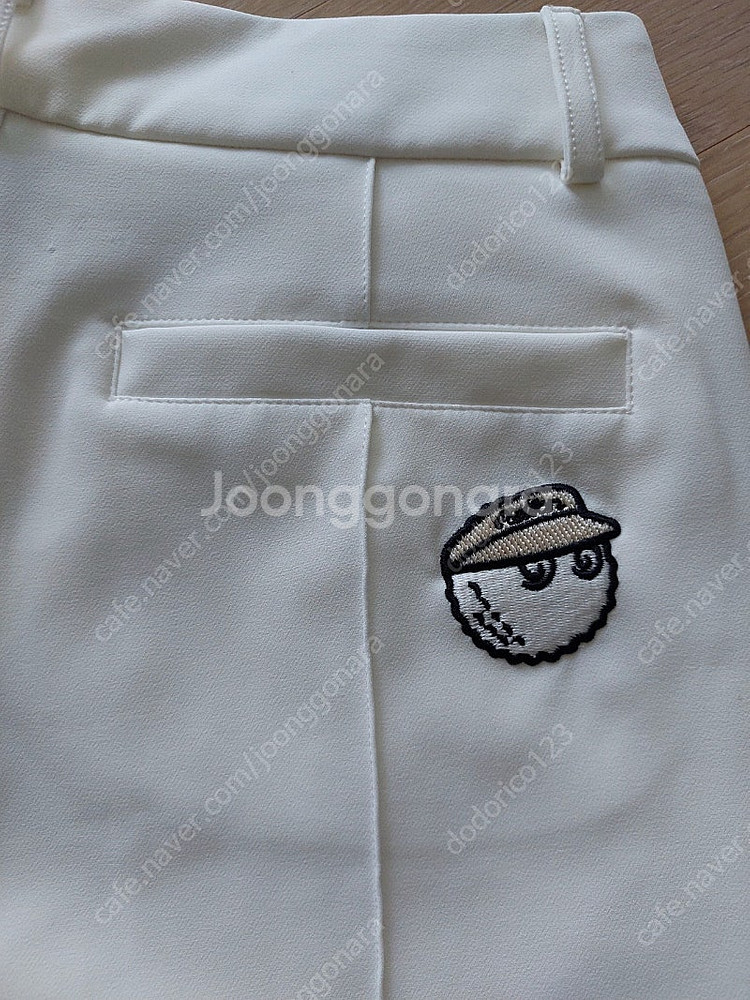 말본여성화이트팬츠--3