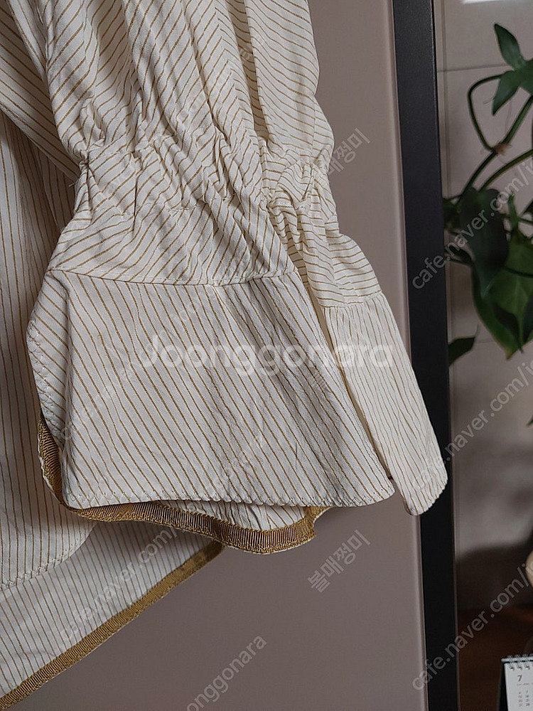 TIME타임 소매셔링 스트라이프 블라우스--5