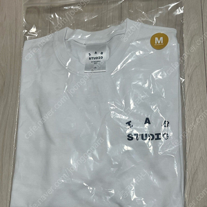 아이앱 스튜디오 티셔츠 화이트 네이비 팝니다 XL,M
