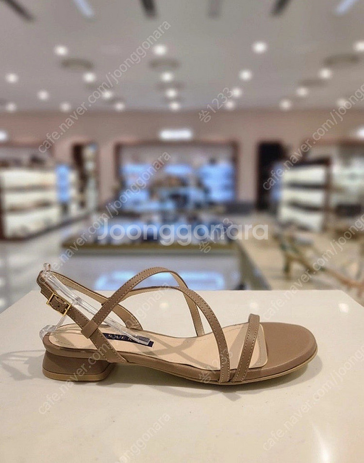 세라샌들 240 플로움 잇미샤 그레이스유 신스덴 지고트 던스트 가니송 산드로 디젤 마쥬 리포메이션 메종키츠네 띠어리...--2