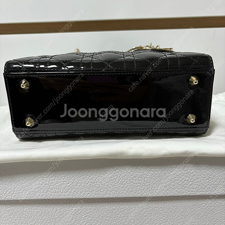 디올 레이디백 스몰 블랙 페이던트 매장구매 풀구성 팝니...--5