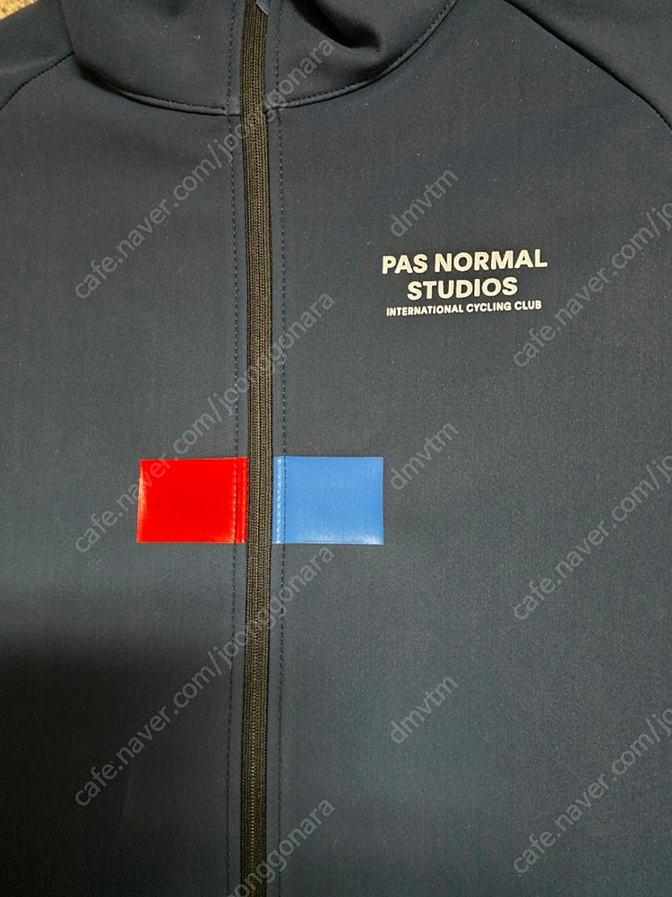 파스노말스튜디오 사이클링 동계자켓입니다 이미지