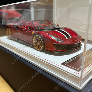 1:18 / D&G / 페라리 488 피스타 / 메탈릭 레드 판매합니다 (MR, BBR, 람보르기니,오토아트, 자동차 다이캐스트,포르쉐,부가티,cmc,미니챔프,교쇼,핫휠)