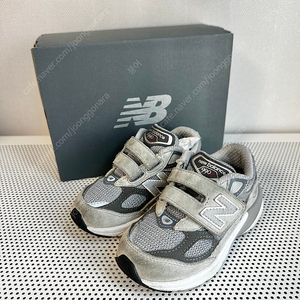 [상태좋음] 뉴발란스 990 140 / IV990GL6 뉴발란스키즈 키즈990