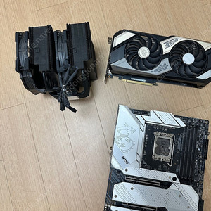 MSI Z690 FORCE DDR5 / 녹투아 NH-D15 블랙 크로맥스 / ASUS RTX 3070