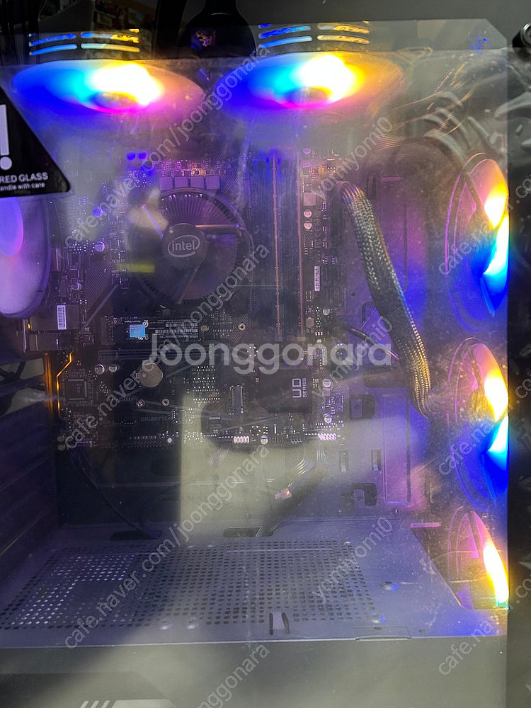 GIGABYTE GA-B560M-DS3H + Intel...--9