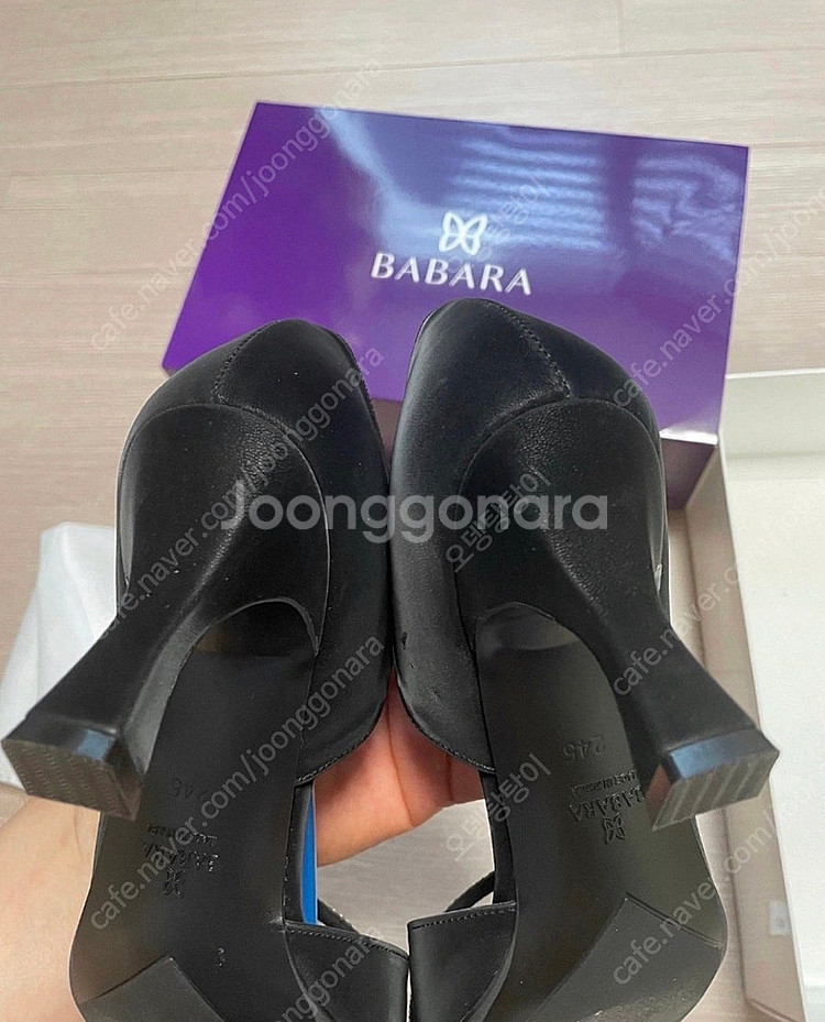 바바라 여성구두 245(240) 10분착용한것 반값이하...--2