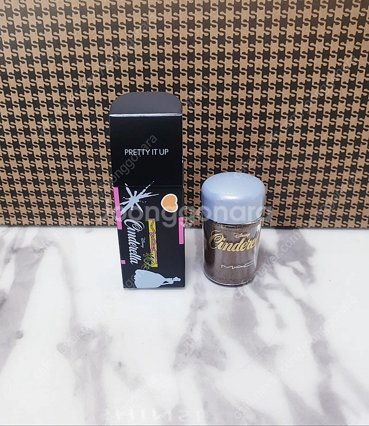 MAC 맥 쿠션 아이섀도우 파우더 디즈니 피그먼트 컬러...--0