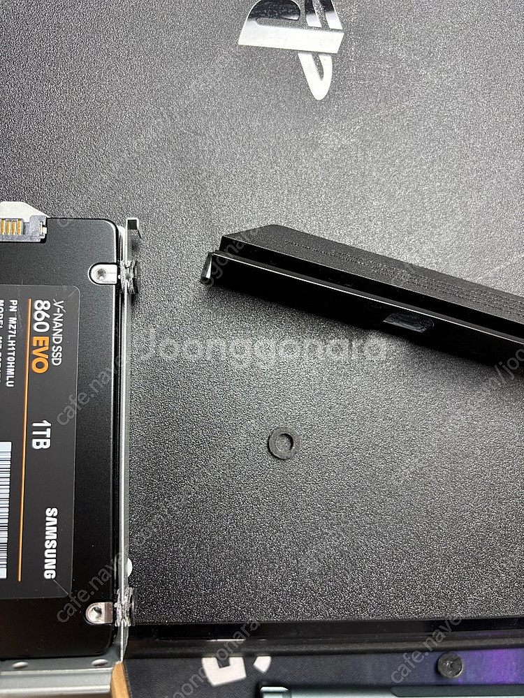 Ps4pro SSD 1tb업해둠--2
