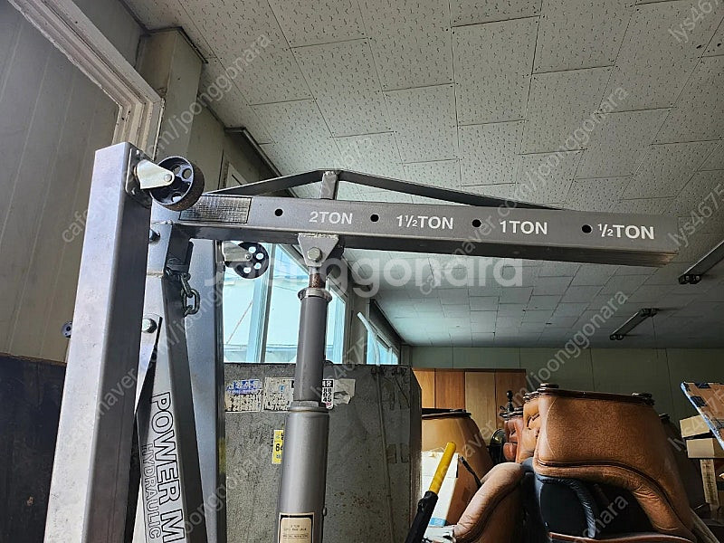 지프 랭글러 하드탑 리프트--1